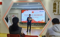 11月主题党日活动----奋煌辉服饰殷伟平殷总作为代表发言